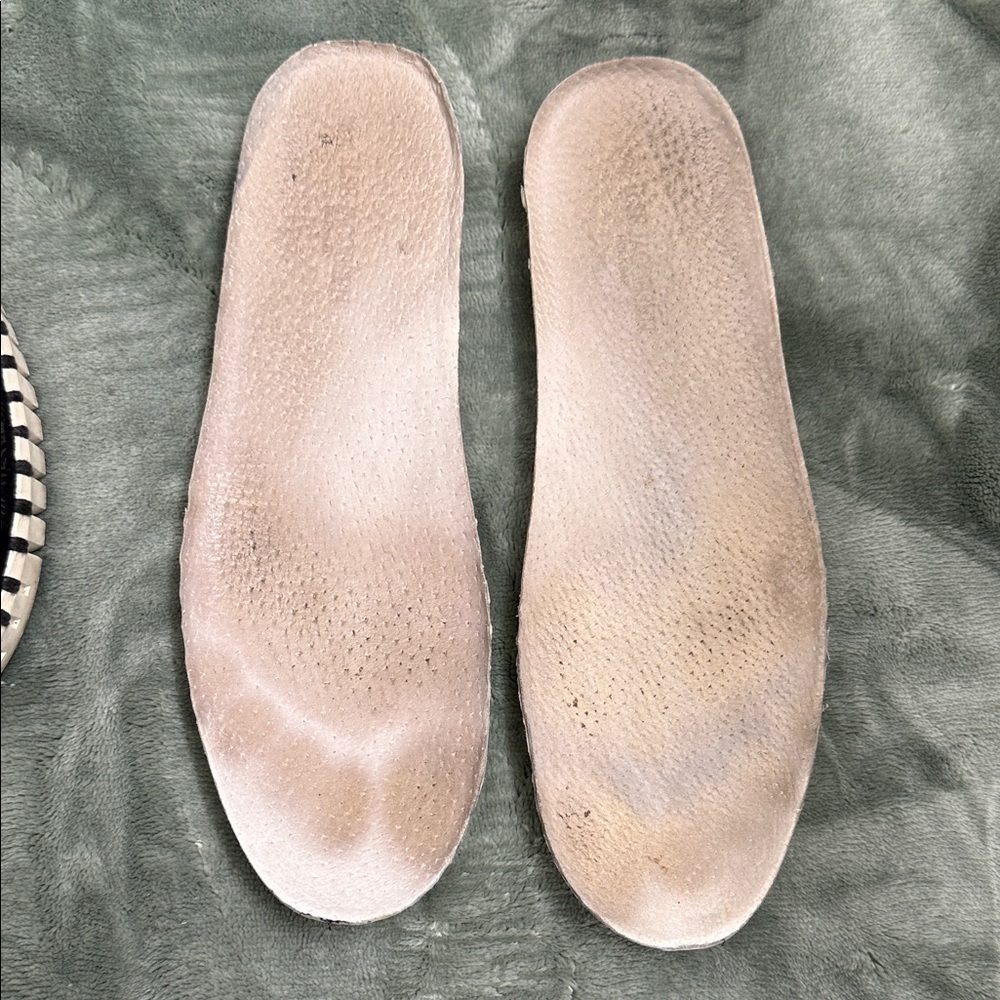 Ilse Jacobsen Black Espadrille Slip-Ons - Picture 5 of 12